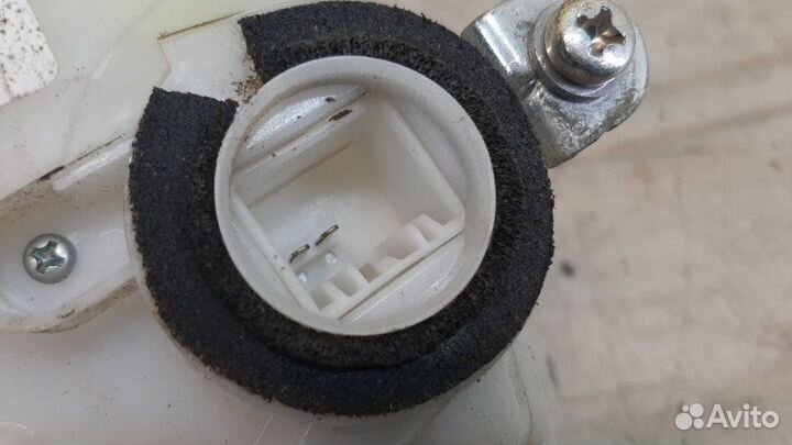 Замок двери Honda Cr-V R20A 2008