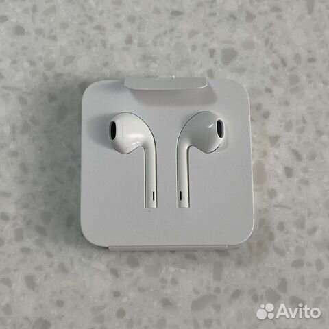 EarPods Lightning новые оригинал