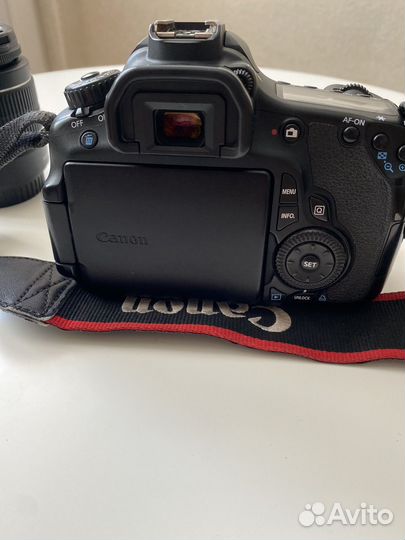 Зеркальный фотоаппарат canon 60d