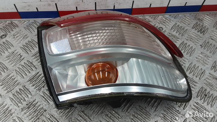 Фонарь задний левый Nissan Almera