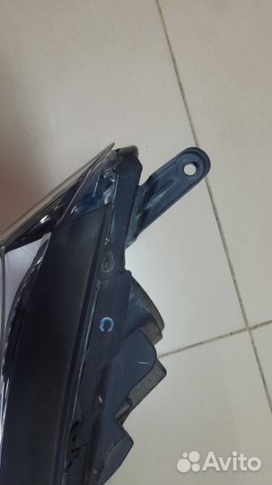 Фара передняя правая toyota rav 4 2017г Оригинал