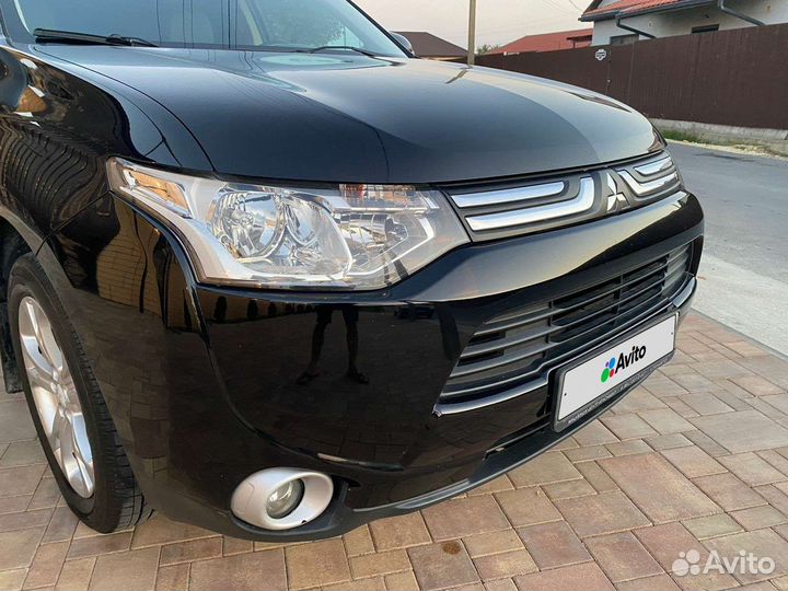 Mitsubishi Outlander 2.4 CVT, 2012, 172 450 км
