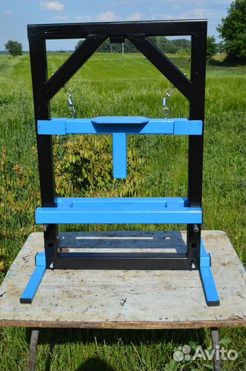 Пресс гидравлический (рама для домкрата)