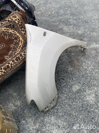 Крыло левое logan 2