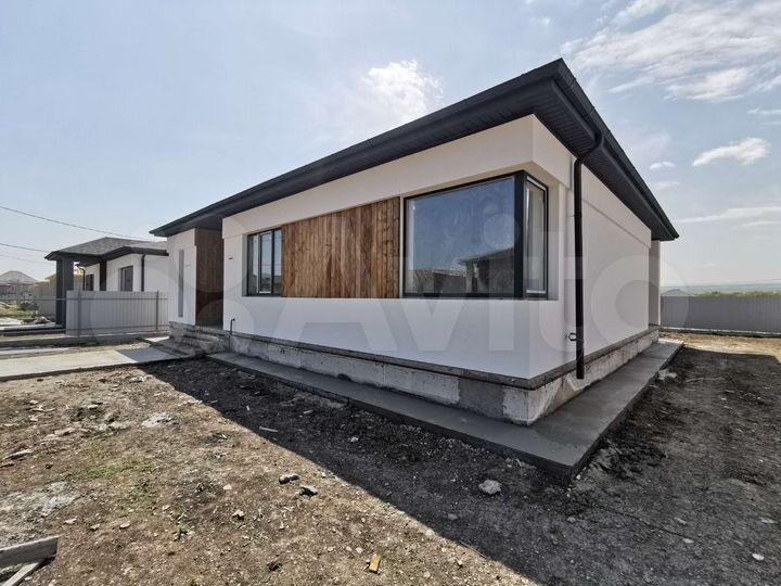 Дом 163,3 м² на участке 4,9 сот.