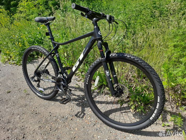 Велосипед новый 29 колеса, рама 21 дюйм на высоких