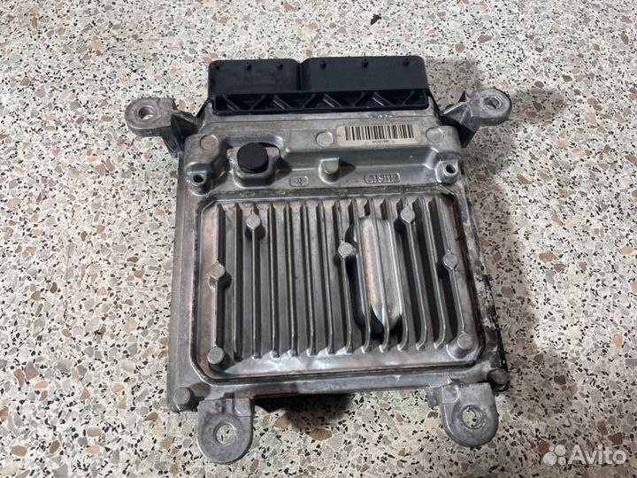 Блок управления двигателем Mercedes E-Class W212