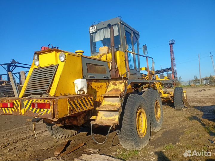 Автогрейдер ЧСДМ ДЗ-98В, 2010