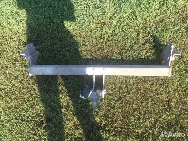 Продам Фаркоп(прицепное устройство) Nissan x-trail