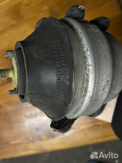 Подушка двигателя Vag