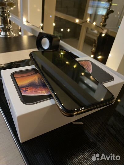 iPhone Xs, 256 ГБ