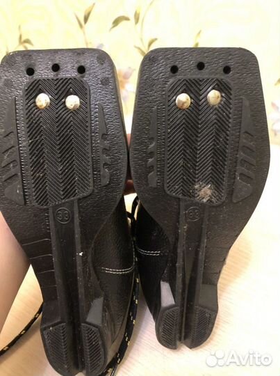 Лыжные ботинки