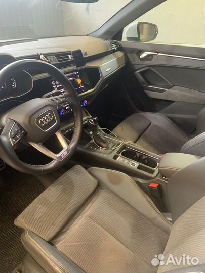 Audi Q3 2.0 AMT, 2021, 18 600 км
