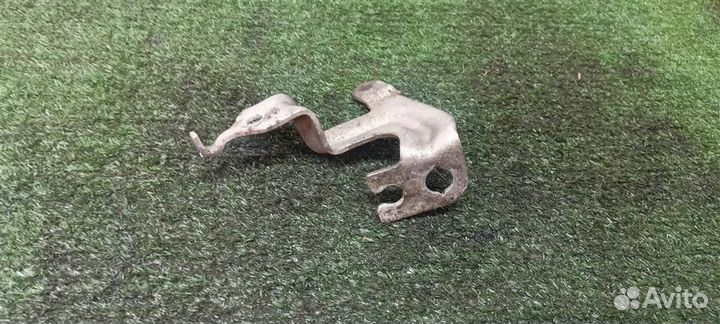 Кронштейн (сопут. товар) Audi Audi A8 4E 2002-2