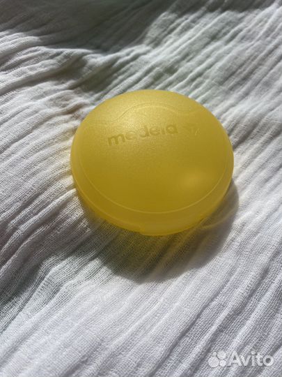 Накладки на грудь Medela новые+подгузники