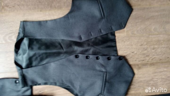 Школьный костюм