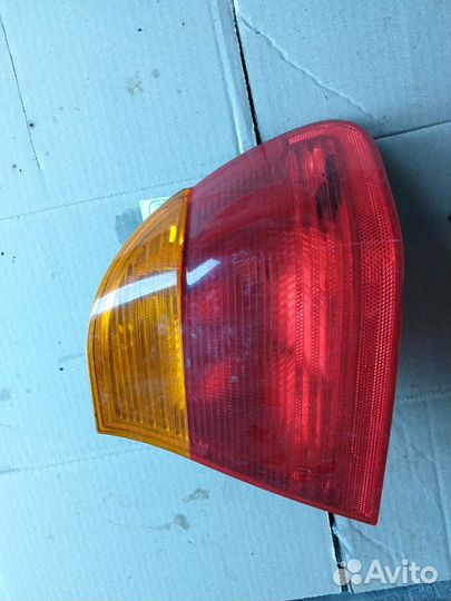 Фонарь задний правый Ford Focus 1