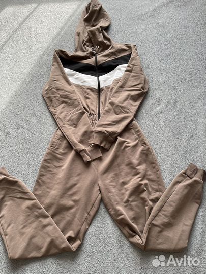 Комбинезон женский