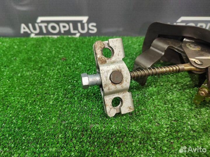 Рычаг стояночного тормоза Rover 214 Si RF 14K4F