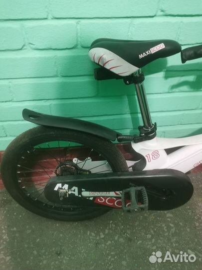 Велосипед maxiscoo space 18