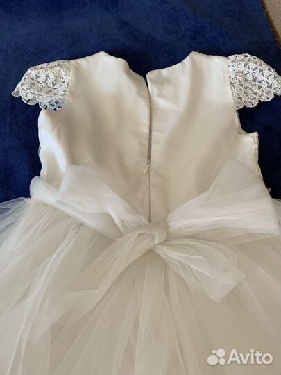 Платье для девочки нарядное 140