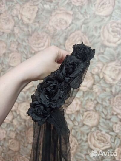 Ободок для волос с цветами