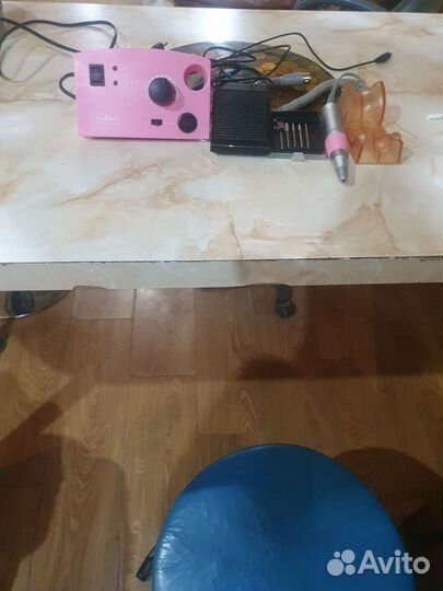 Машинка для маникюра и педикюра