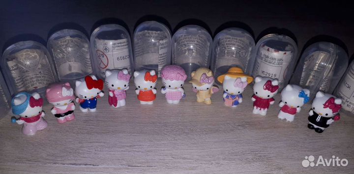 Фигурки хэлоу китти из шаров чупа чупс