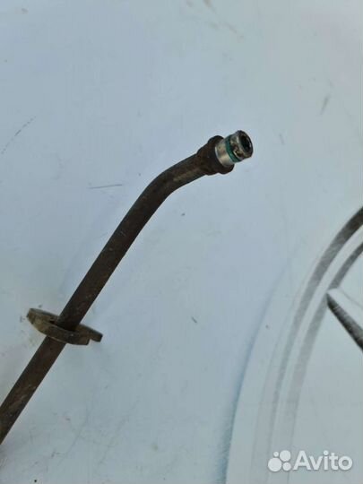 Трубка гур Mercedes W639