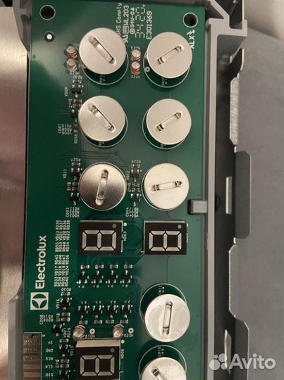 Индукционая плита electrolux 6440 kvf на запчасти