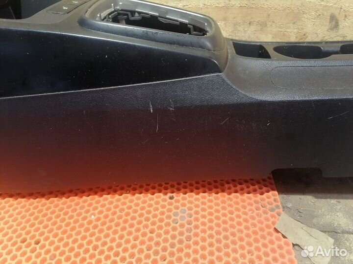 Консоль кпп Kia Rio