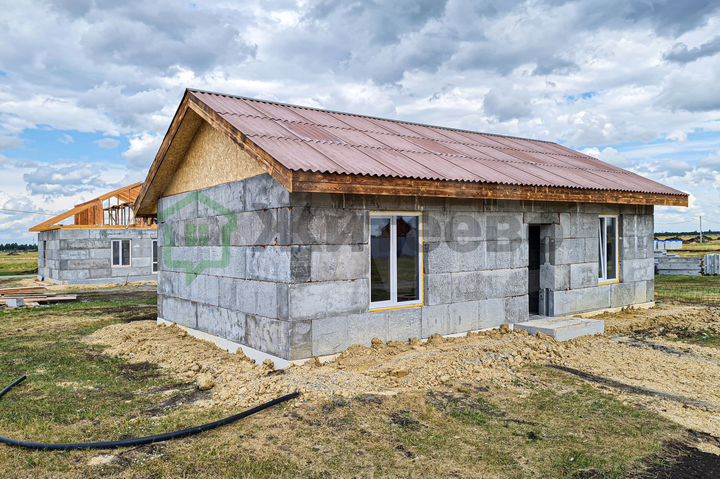 Дом 65 м² на участке 5 сот.