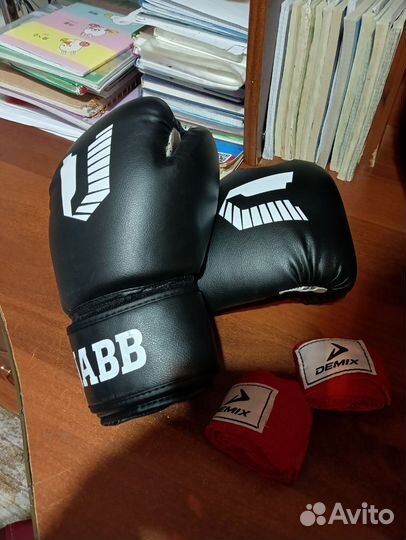 Боксерские перчатки 12 oz