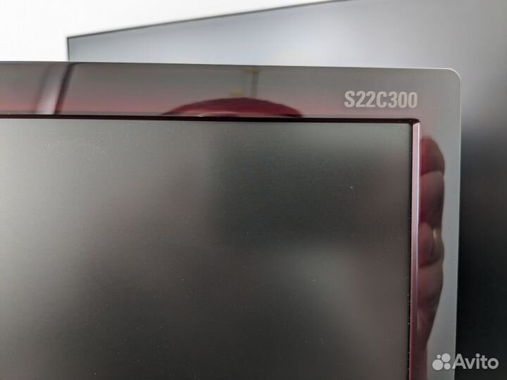 Монитор Samsung 22 дюйма