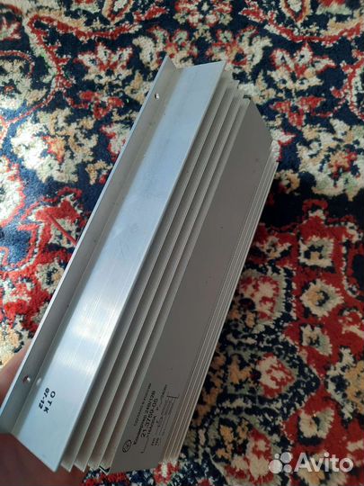 Конвертер/ преобразователь напряжения