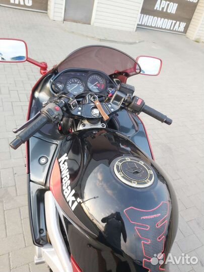Kawasaki ZZR 400-2