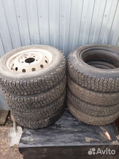 Шины шипованные на дисках 175/80R16