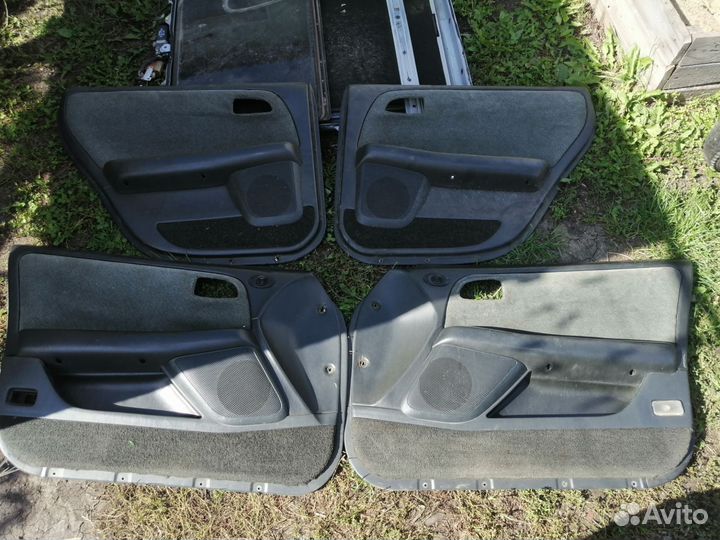 Обшивки дверей тайота марк2 90