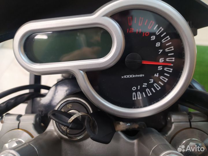 Мотоцикл дорожный Motoland scrambler 250 с птс