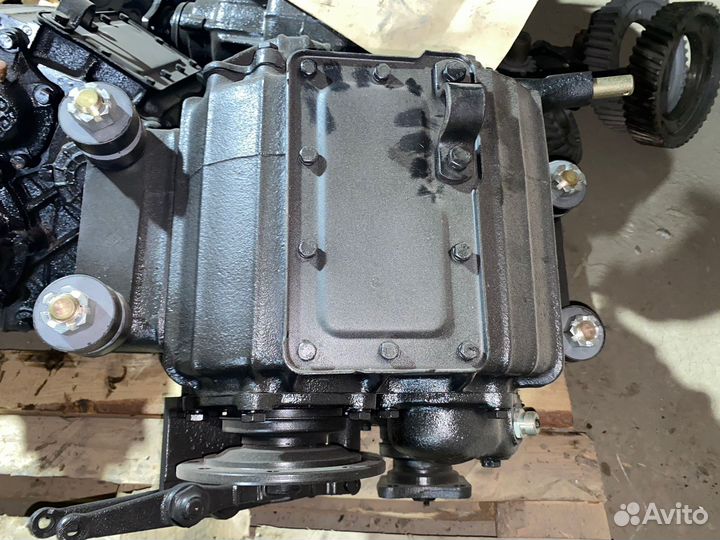 Раздатка автомобиль Урал