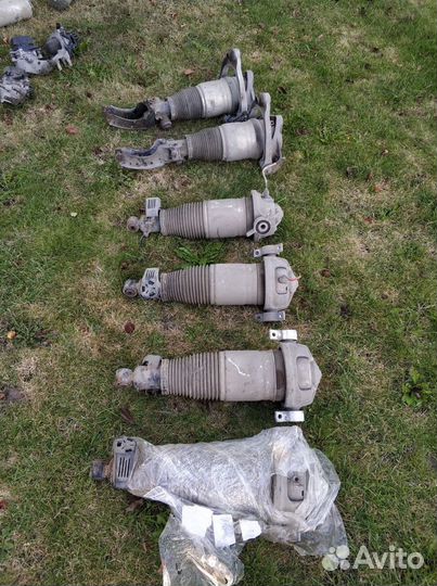 Оригинальные пневмобаллоны Porsche Cayenne