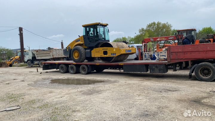 Машинист грунтового катка