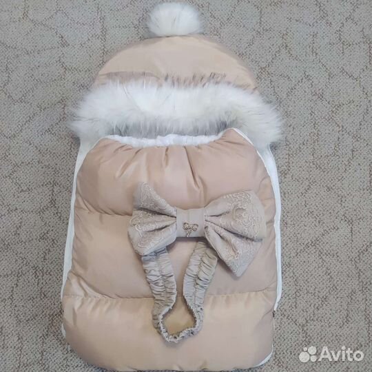 Комбинезон на выписку