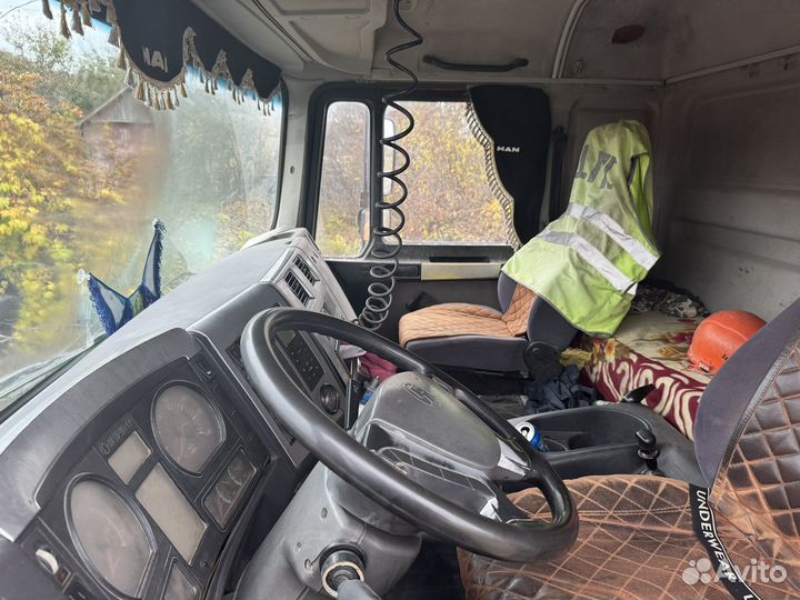 Shacman (Shaanxi) F2000, 2011