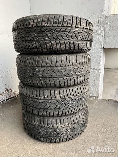 Резина Pirelli 245/45R18 Winter Sottozero 3