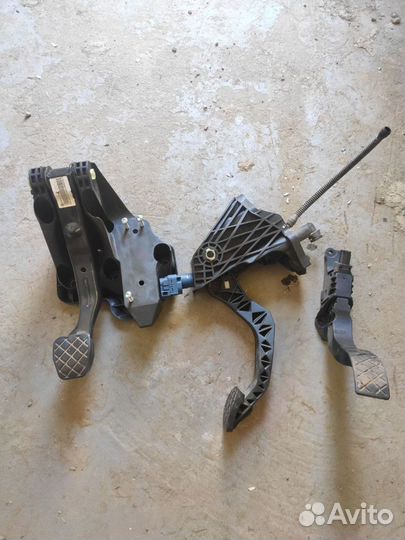 Педали поло седан