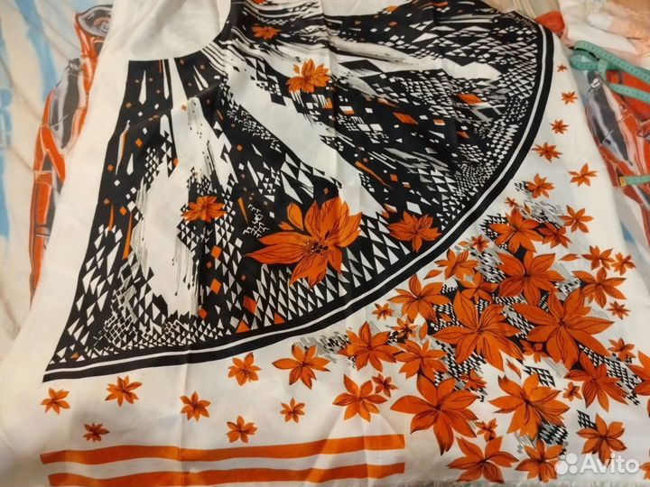 Отрез ткани шелк натуральный СССР на юбку