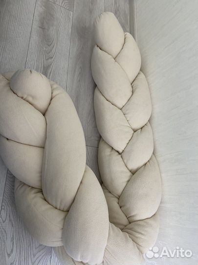 Подушка-косичка в кровать