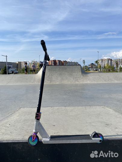 Трюковой самокат