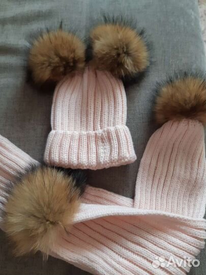 Шапка и шарф с натуральным помпоном для девочки